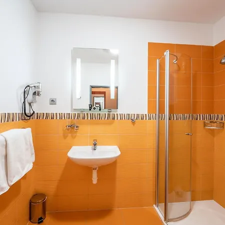 Pensjonat A Restaurant Barbora Kutná Hora