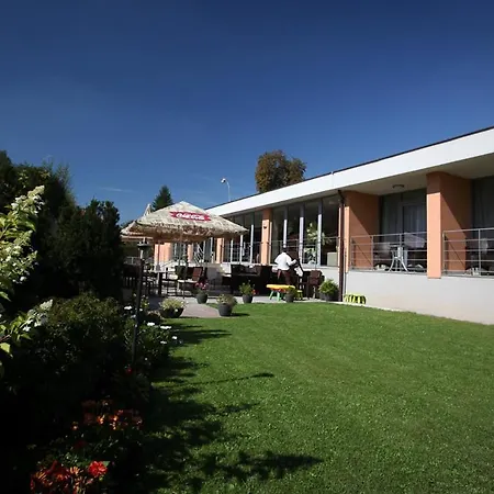 Maison d'hôtes A Restaurant Barbora