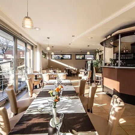 A Restaurant Barbora 게스트하우스 4*