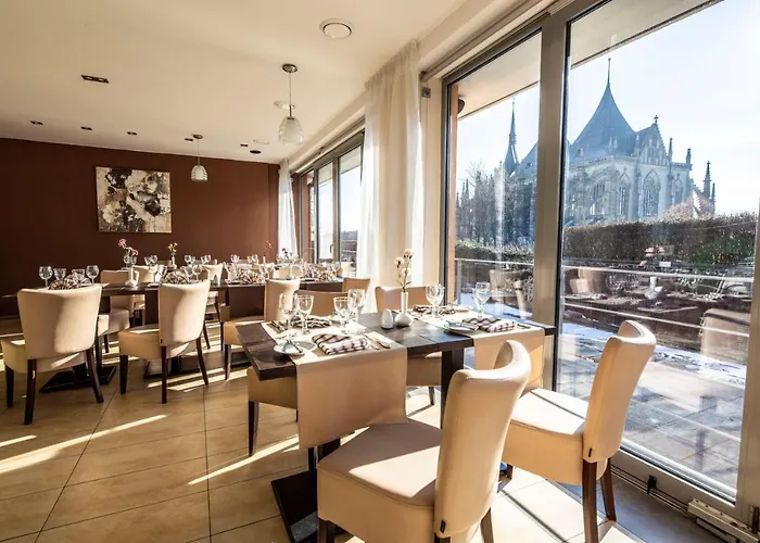 A Restaurant Barbora Pensión 4*